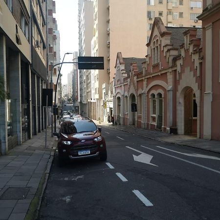 Ensolarado E Espacoso Quarto/Sala No Coracao De Poa Porto Alegre Exterior photo