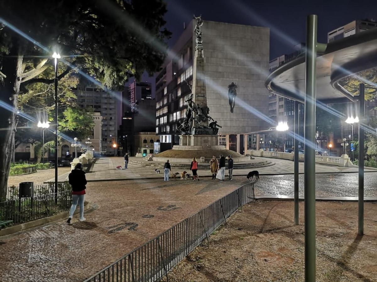 Ensolarado E Espacoso Quarto/Sala No Coracao De Poa Porto Alegre Exterior photo